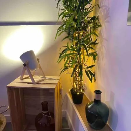 Apartment Au Petit Qg: Cosy Pour 2 Prs, 200m Des Plages *